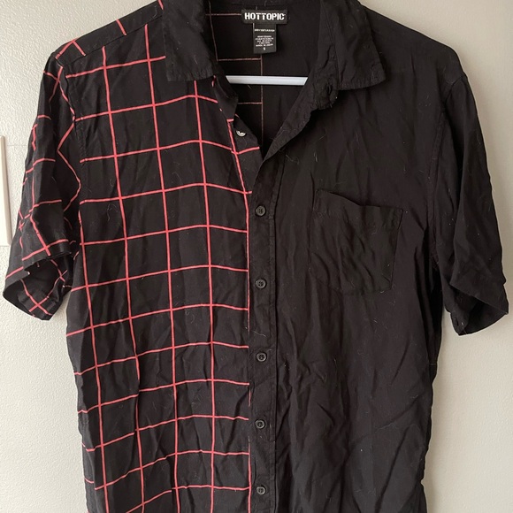 Hot Topic Lot 2 Button Up Shirt Size Small - Picture 3 of 3